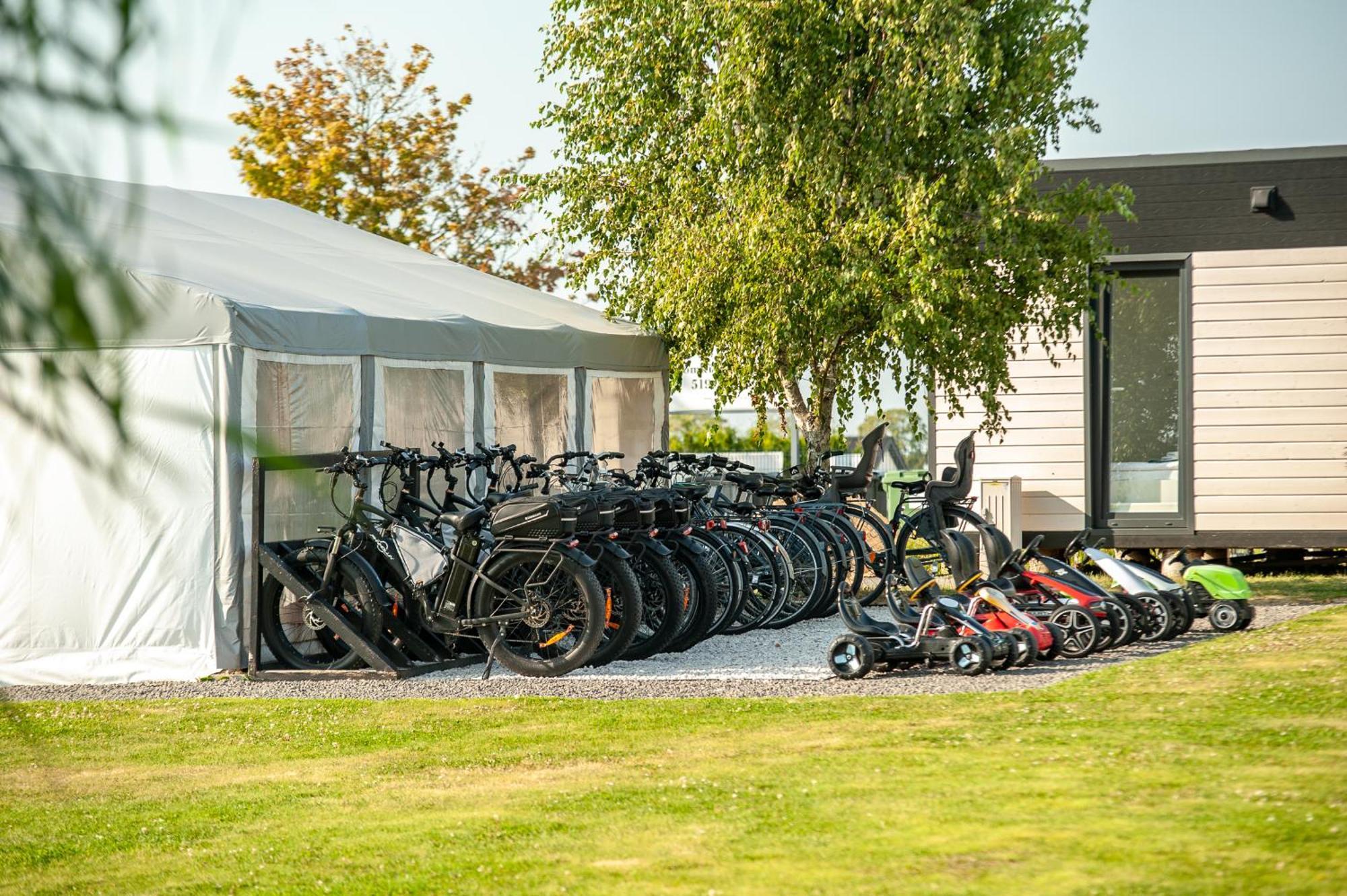 Resto Domki Letniskowe Sarbinowo Exterior photo